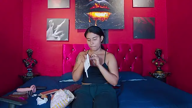 Luna Dante fox online show from March 25, 12:44 pm