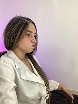 MANU EF online show from February 24, 1:53 pm