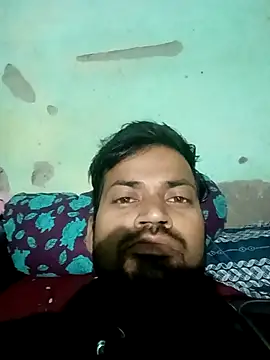 Snapshot of Varun908662 chatting on April 25, 8:28 pm Varun908662 online show from April 25, 8:28 pm