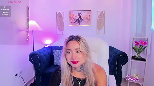 mystic nova  online show from March 22, 11:24 am