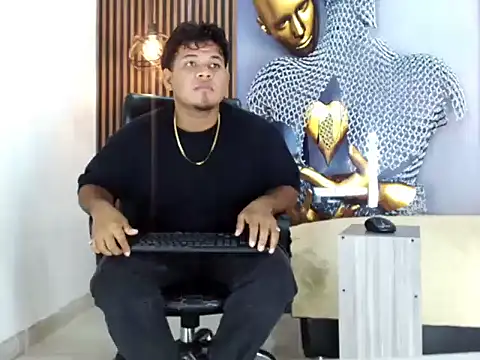 Snapshot of jacobxhott chatting on March 4, 4:40 am jacobxhott online show from March 4, 4:40 am