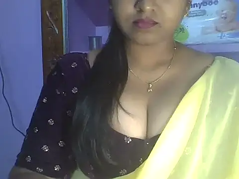 Snapshot of Tamil_Kuttyma chatting on June 20, 1:14 pm Tamil Kuttyma online show from June 20, 1:14 pm