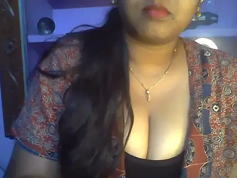 Snapshot of Tamil_Kuttyma chatting on July 18, 5:17 pm Tamil Kuttyma online show from July 18, 5:17 pm