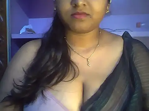 Snapshot of Tamil_Kuttyma chatting on July 31, 4:50 pm Tamil Kuttyma online show from July 31, 4:50 pm