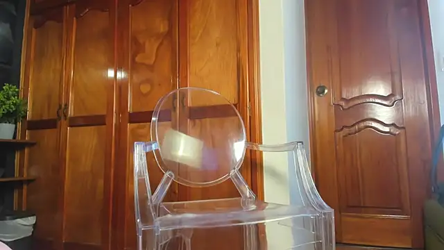 Noha  scott online show from April 10, 2:44 pm