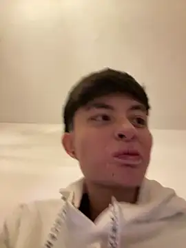 Tomnico 19 online show from April 5, 5:15 am