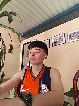 Tomnico 19 online show from April 10, 6:56 pm