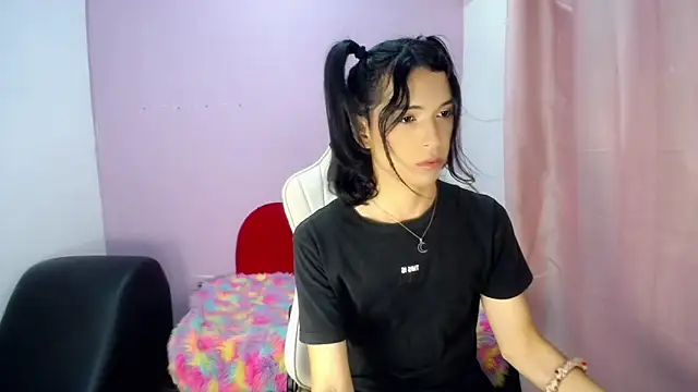 Larry craft online show from March 11, 8:48 pm