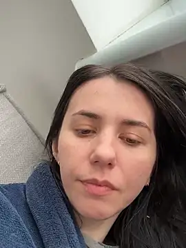 Snapshot of Oliviya_smiley_ chatting on March 2, 1:40 pm Oliviya smiley online show from March 2, 1:40 pm