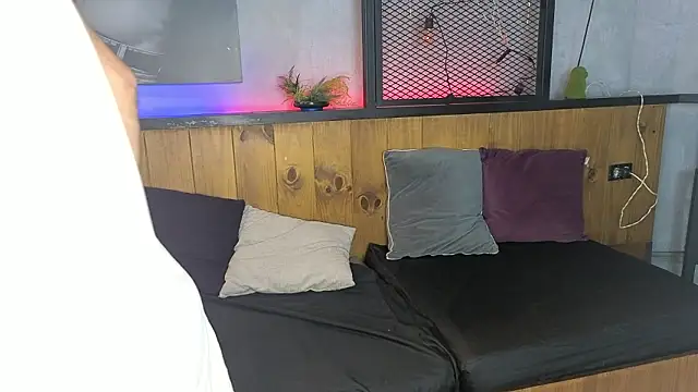 Angelo Jag online show from February 26, 7:24 pm