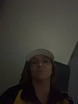 kendra leroy online show from March 24, 1:43 am