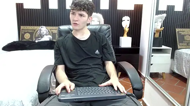 trevor mob online show from June 28, 12:11 pm