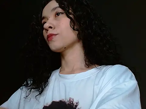 helena hadler online show from April 22, 12:46 am