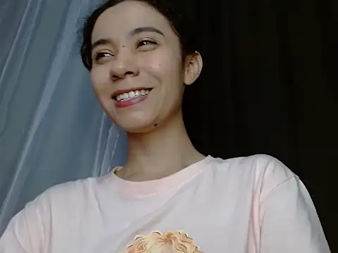 helena hadler online show from May 12, 3:53 pm