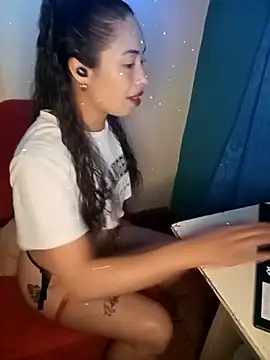 lina luxe  online show from February 28, 11:28 pm