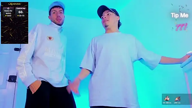 Snapshot of alex_and_christhoper chatting on March 2, 3:41 am alex and christhoper online show from March 2, 3:41 am