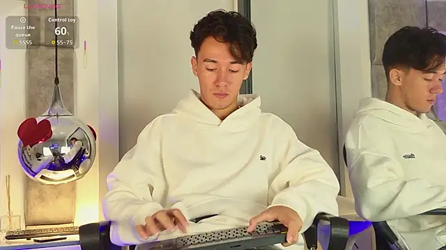 Austin Reedss online show from March 24, 12:21 pm