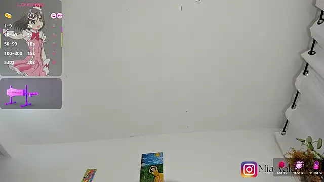 Snapshot of Mia-Valeria- chatting on July 7, 6:47 am Mia-Valeria- online show from July 7, 6:47 am