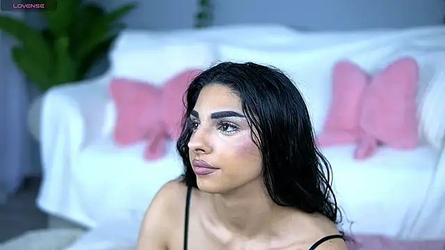 AvaCalvert online show from March 28, 8:41 pm