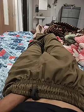 Snapshot of rango_licker chatting on June 20, 8:33 pm rango licker online show from June 20, 8:33 pm
