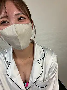 Snapshot of eri2026eri chatting on June 11, 2:37 pm eri2026eri online show from June 11, 2:37 pm