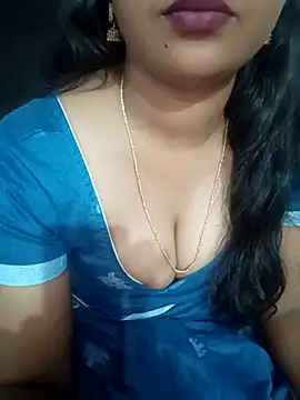 Snapshot of Raksitha_kannada chatting on July 27, 3:52 pm Raksitha kannada online show from July 27, 3:52 pm
