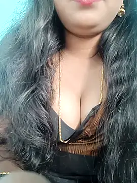 Snapshot of Raksitha_kannada chatting on July 31, 4:12 am Raksitha kannada online show from July 31, 4:12 am