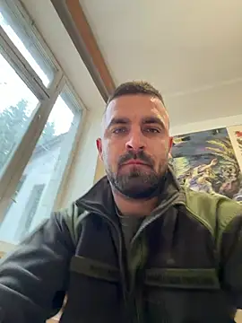 VANYA1997 online show from April 2, 6:22 am