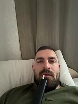 VANYA1997 online show from April 3, 7:06 am