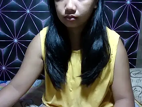 Flowerbebe online show from March 14, 9:15 am