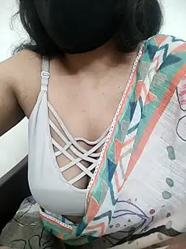 Snapshot of jannt_15 chatting on March 2, 7:37 am jannt 15 online show from March 2, 7:37 am