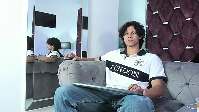 TonyBenedetti online show from March 18, 8:01 pm