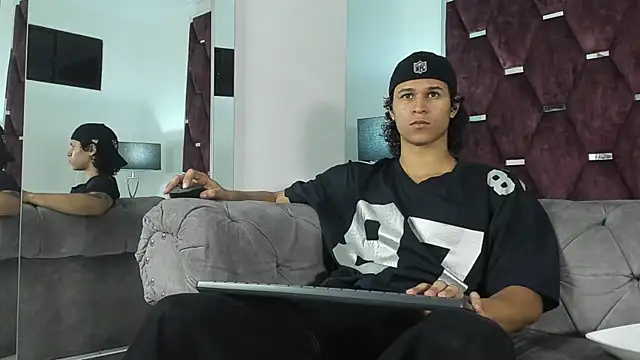 TonyBenedetti online show from March 28, 8:30 pm