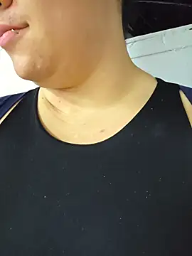 lilith velvet  online show from April 14, 12:44 pm