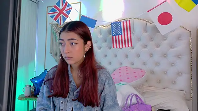 Snapshot of Sara_funy chatting on June 30, 11:33 am Sara funy online show from June 30, 11:33 am