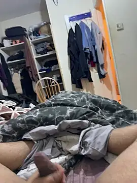 sexy-booiii online show from April 16, 12:00 am