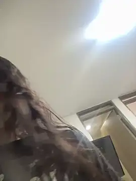 Snapshot of KarinaGrant chatting on February 24, 6:39 pm KarinaGrant online show from February 24, 6:39 pm