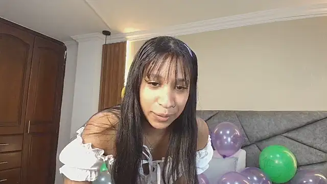 ShayMilleer online show from May 23, 12:20 pm