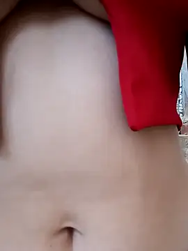 yuliitza4 online show from April 14, 2:01 pm