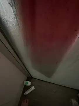 Snapshot of mrelou chatting on February 25, 5:00 pm mrelou online show from February 25, 5:00 pm