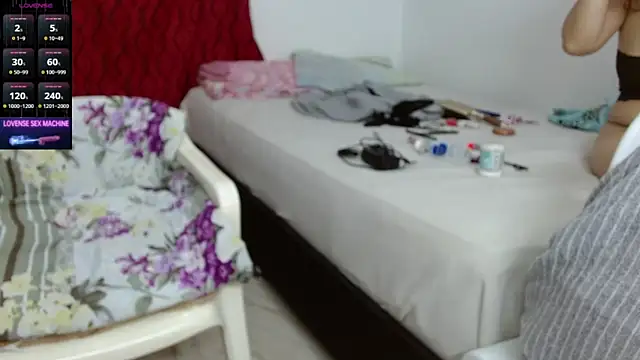 scarlet johannson19 online show from May 26, 3:02 am