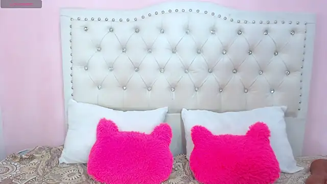 rubi millerr online show from April 16, 8:31 pm