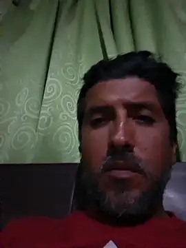 Snapshot of BRAD_MATURE chatting on February 26, 2:32 am BRAD MATURE online show from February 26, 2:32 am