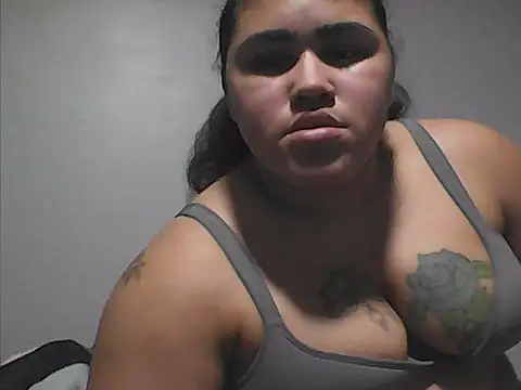 Snapshot of Selyne247 chatting on March 3, 2:28 am Selyne247 online show from March 3, 2:28 am