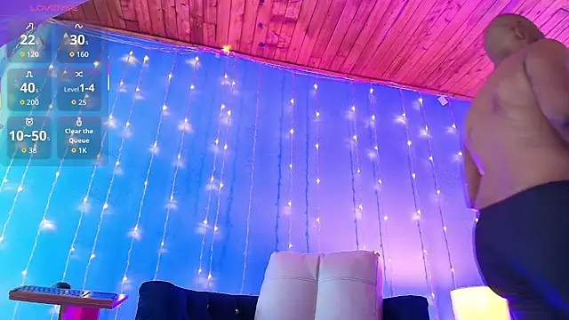 LOGAN ADAMS27 online show from April 9, 1:38 pm