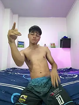 Snapshot of Logan_Jhonson19 chatting on August 1, 1:38 am Logan Jhonson19 online show from August 1, 1:38 am