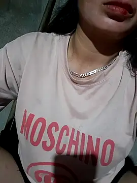 Snapshot of zanh99 chatting on August 1, 6:29 pm zanh99 online show from August 1, 6:29 pm