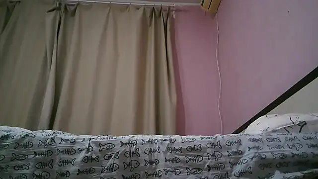 Snapshot of pglsmm chatting on July 1, 6:40 pm pglsmm online show from July 1, 6:40 pm