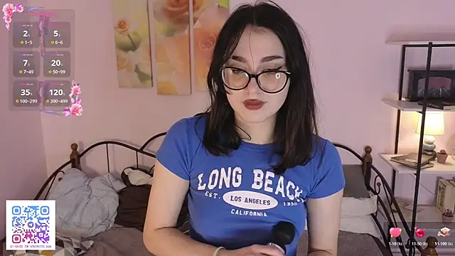 Bell Menis online show from April 4, 12:13 pm