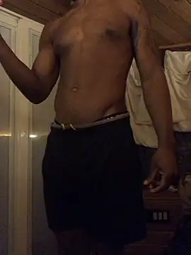 EricSwainn901 online show from March 17, 9:34 am